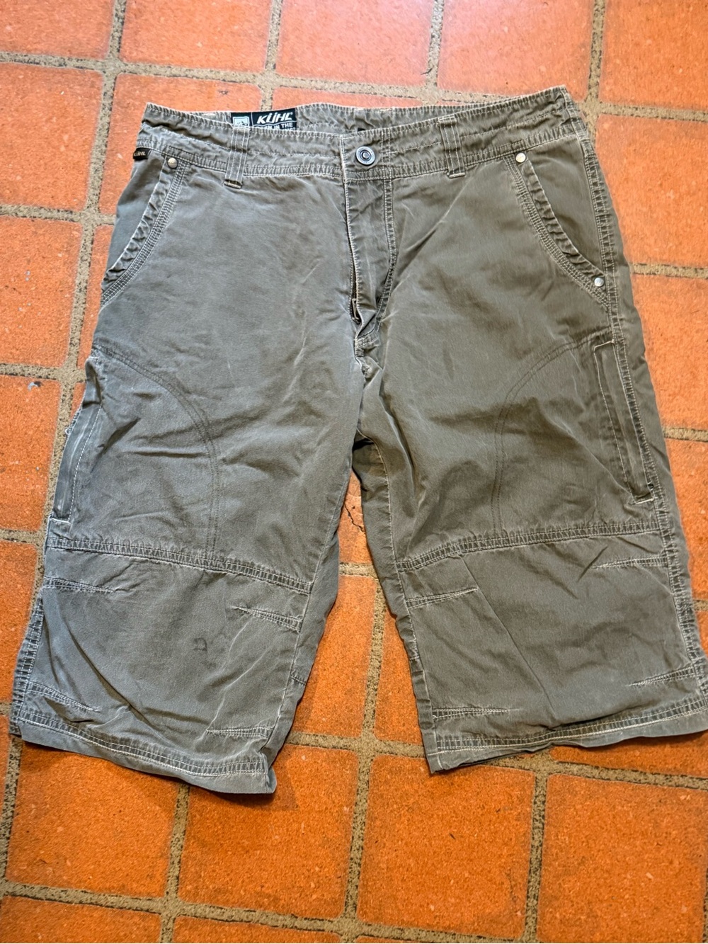 KUHL Men's Olive Gray Cargo Shorts